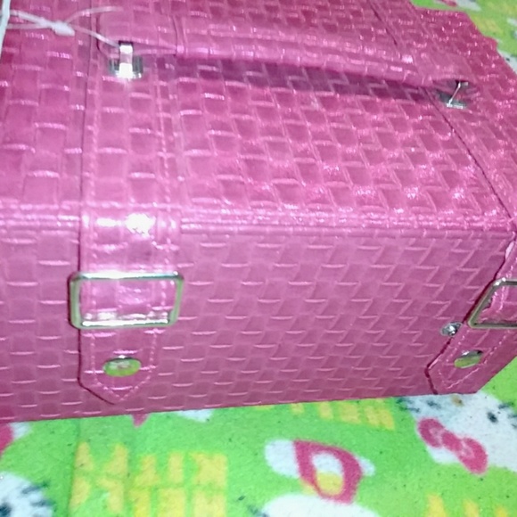 Make Up Case - Picture 1 of 4